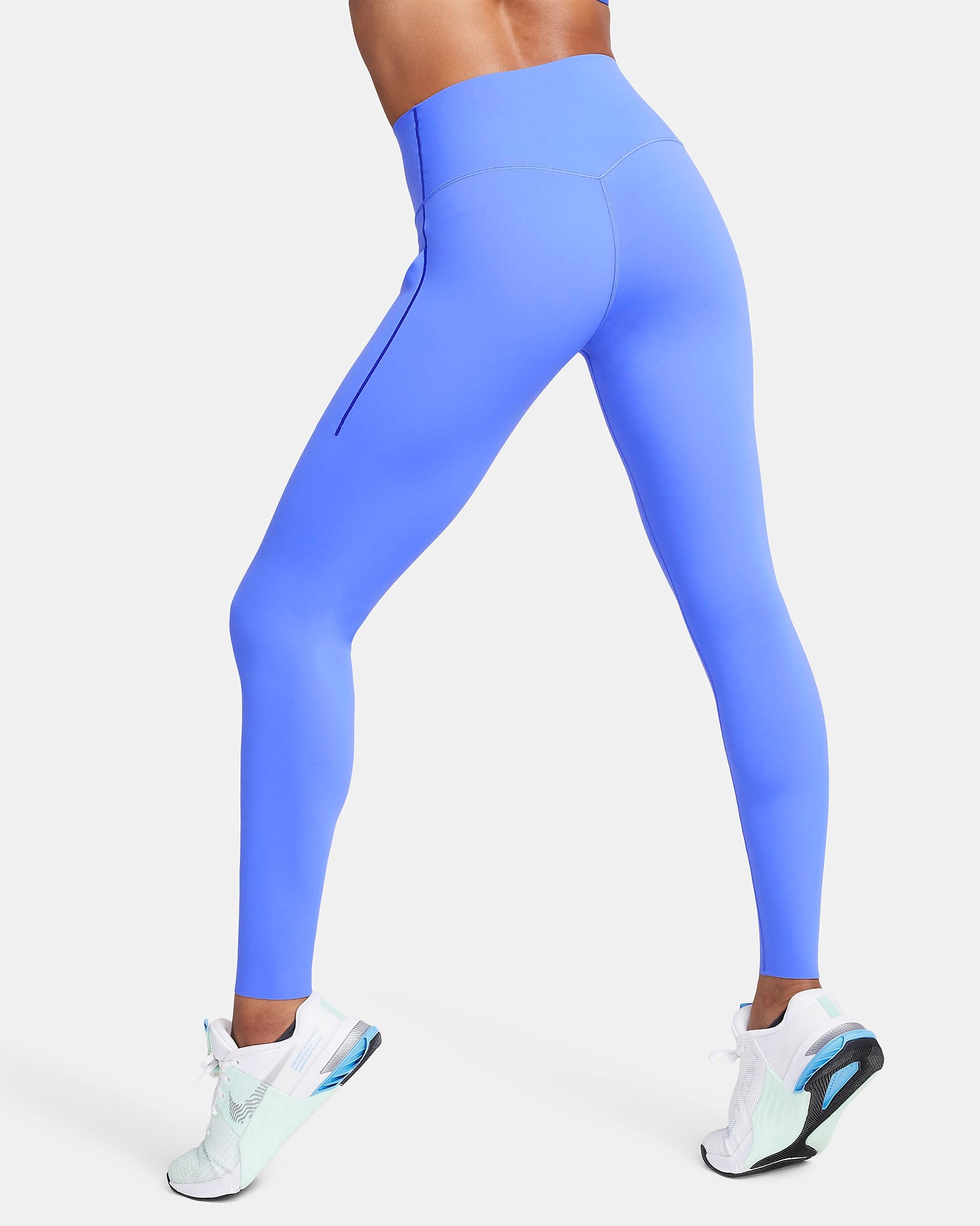 Nike Universa - Leggings de largo completo y tiro alto de media sujeción con bolsillos para mujer